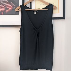 BANANA REPUBLIC V-neck shirt